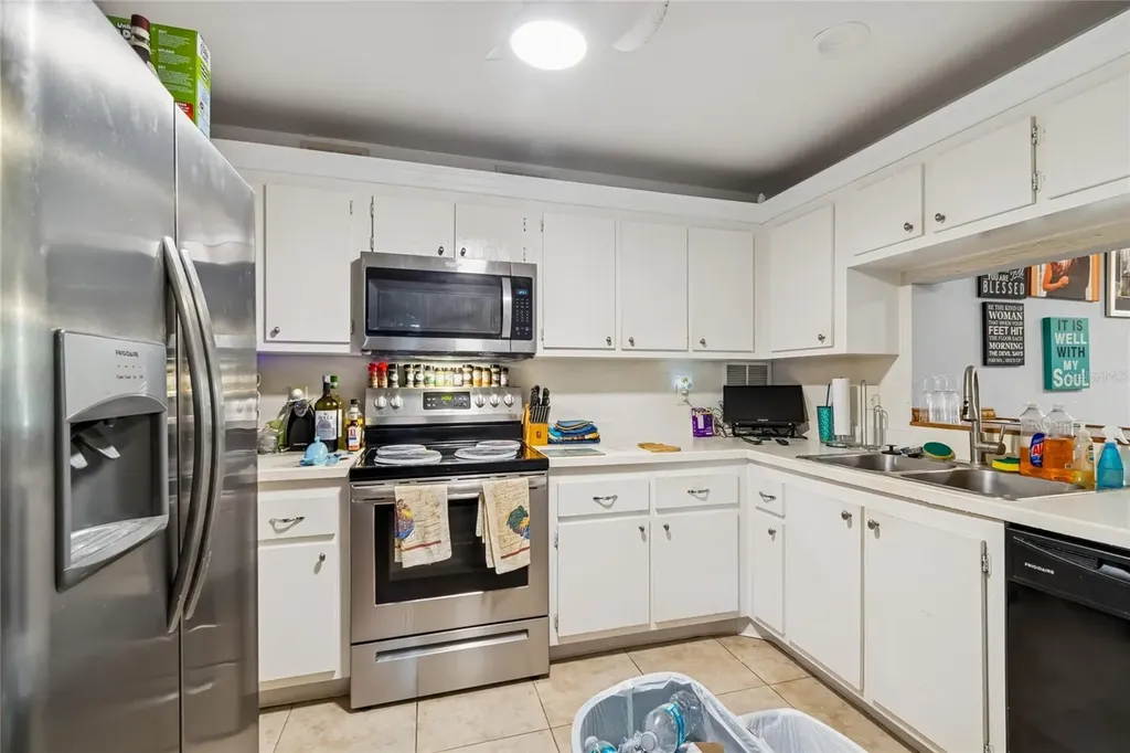 2679 Sabal Springs Circle Clearwater FL 33761