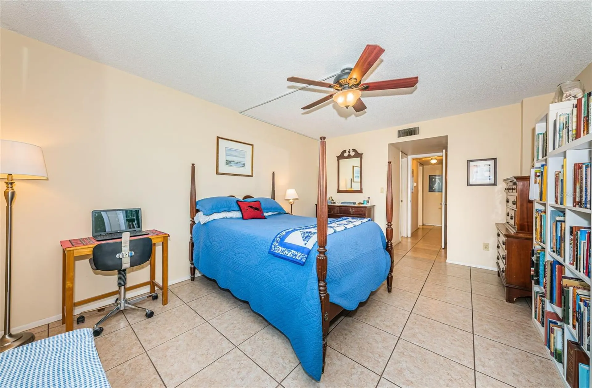 4915 Bay Street NE St Petersburg FL 33703