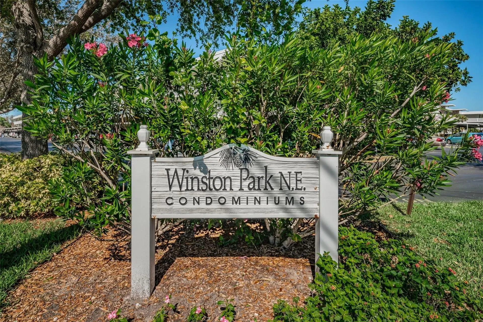 4915 Bay Street NE St Petersburg FL 33703