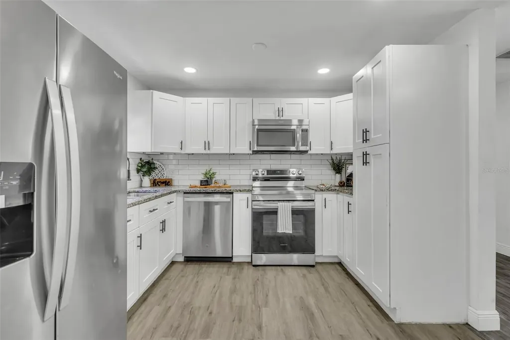 1307 Shepherd Avenue Sanford FL 32771