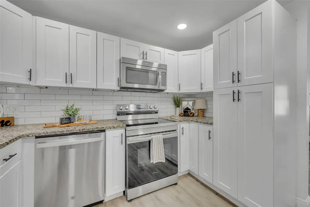 1307 Shepherd Avenue Sanford FL 32771