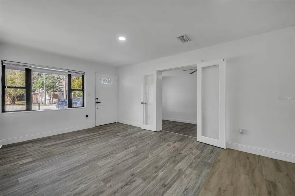1307 Shepherd Avenue Sanford FL 32771