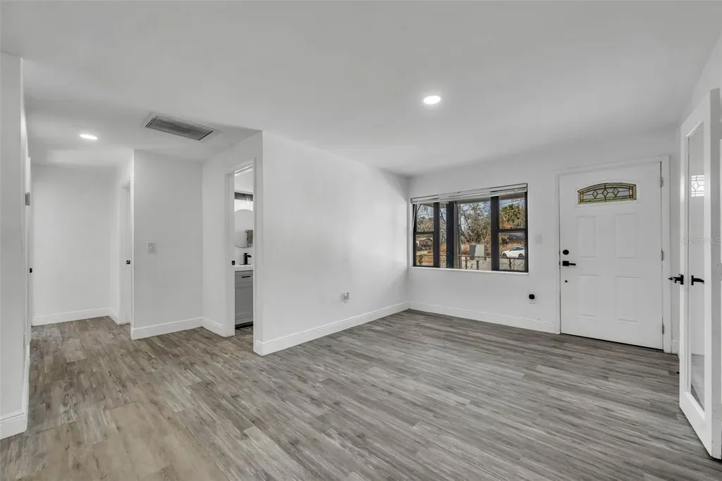 1307 Shepherd Avenue Sanford FL 32771