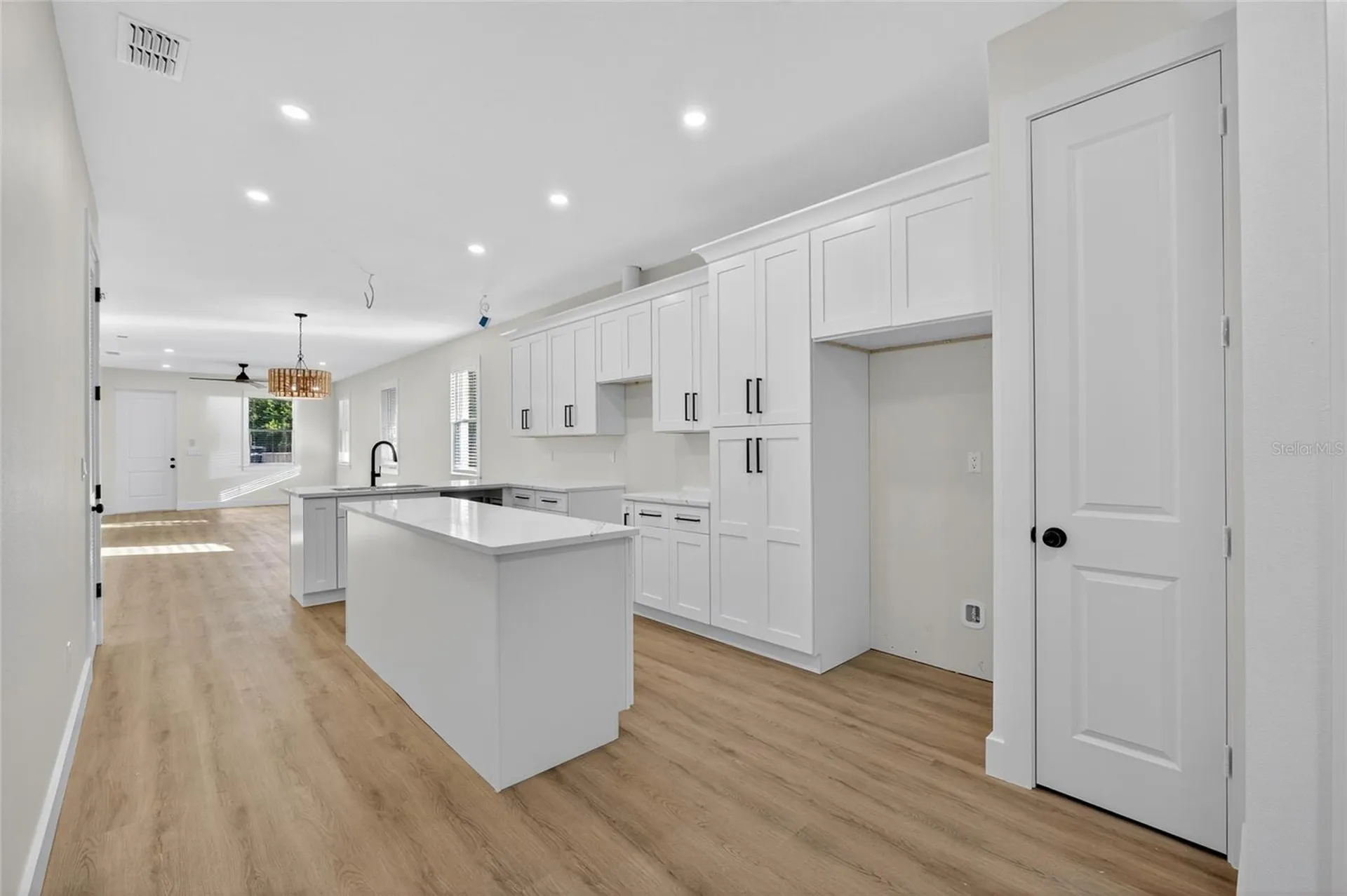1515 E Knollwood Street Tampa FL 33610