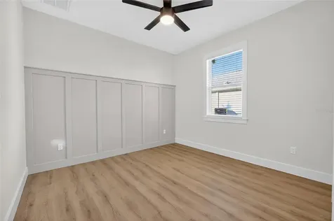 1515 E Knollwood Street Tampa FL 33610