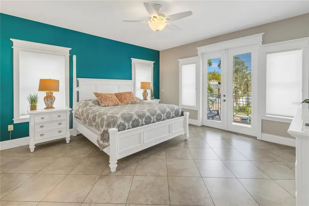 105 4th Street S Bradenton Beach FL 34217