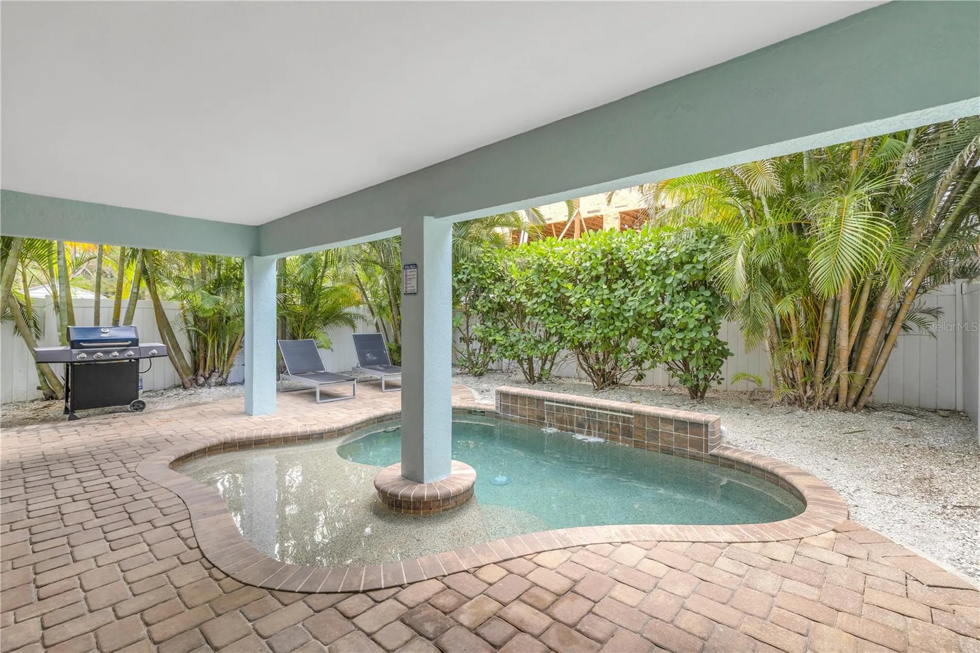 105 4th Street S Bradenton Beach FL 34217