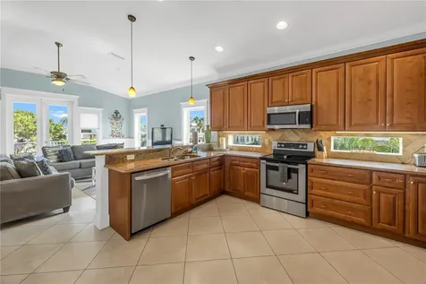 105 4th Street S Bradenton Beach FL 34217
