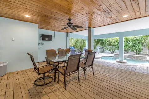 105 4th Street S Bradenton Beach FL 34217
