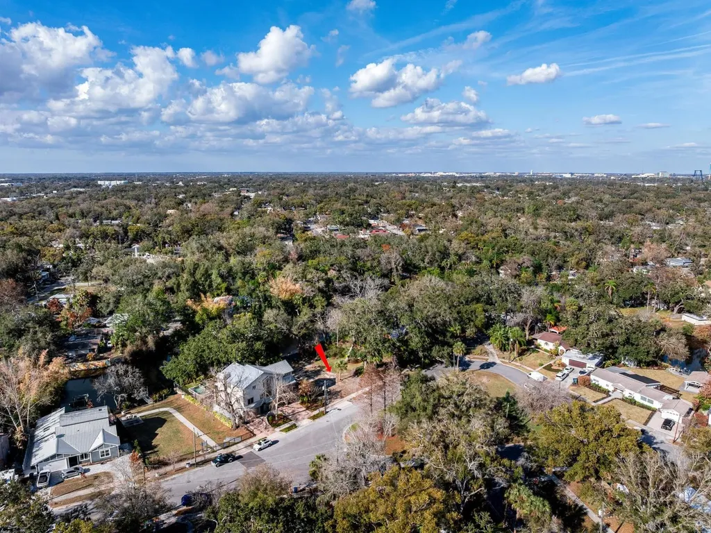 1214 E Park Circle Tampa FL 33604