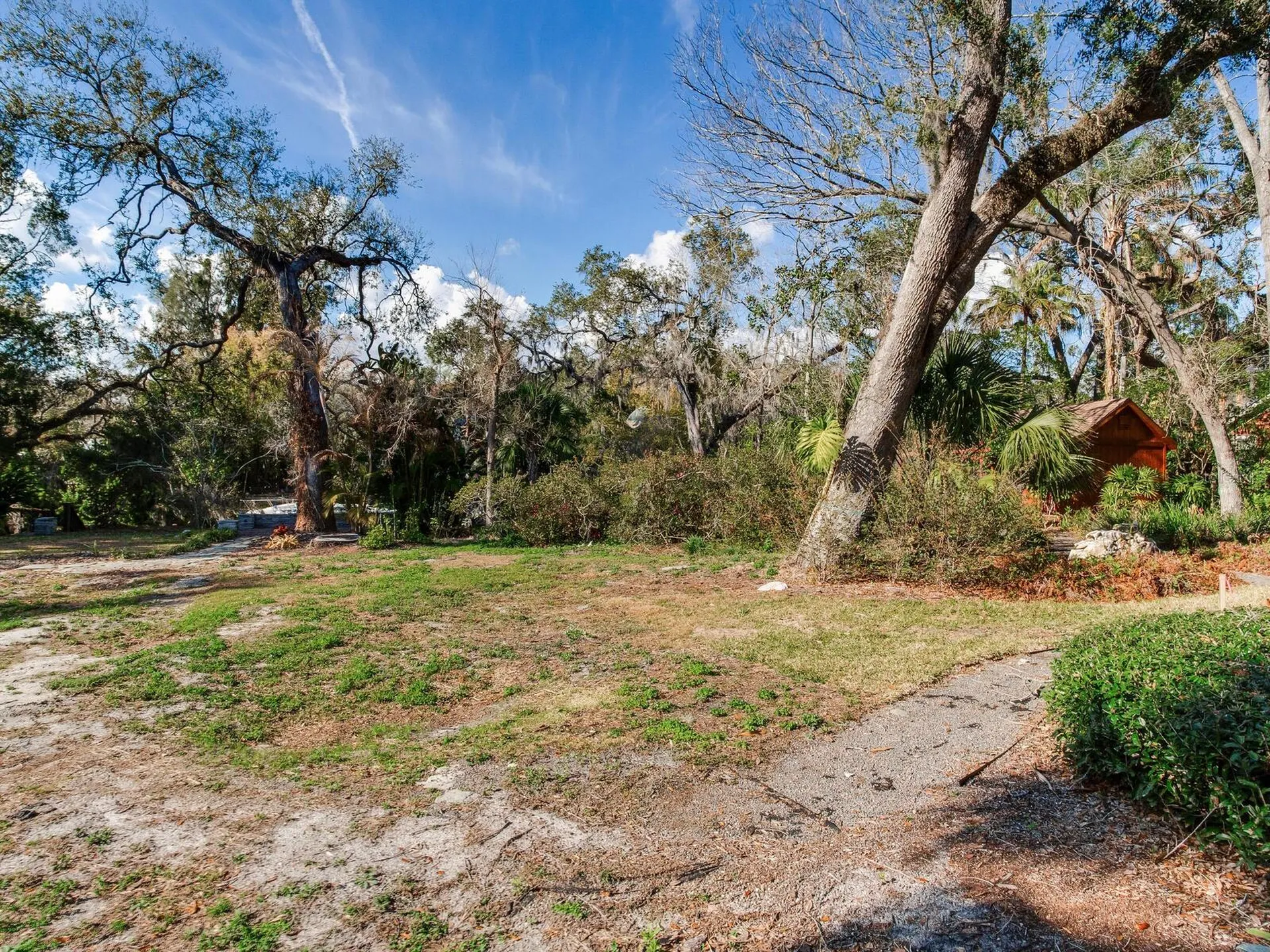1214 E Park Circle Tampa FL 33604
