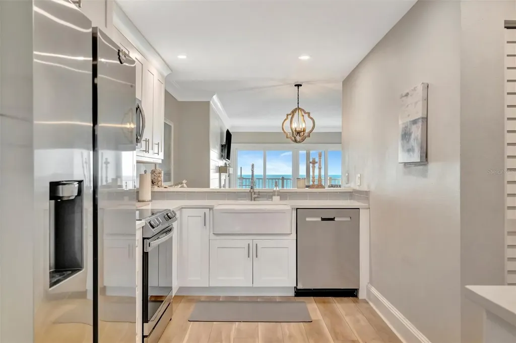 1582 Gulf Boulevard Clearwater Beach FL 33767