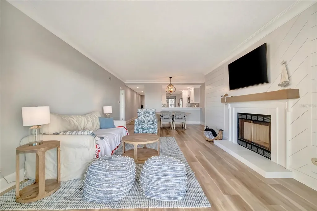 1582 Gulf Boulevard Clearwater Beach FL 33767