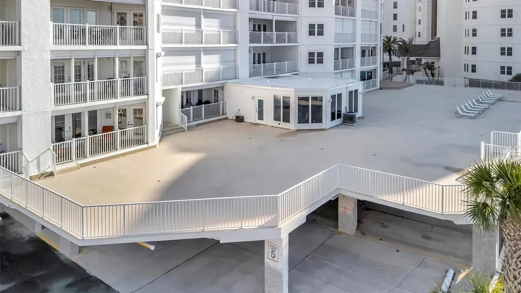 1582 Gulf Boulevard Clearwater Beach FL 33767
