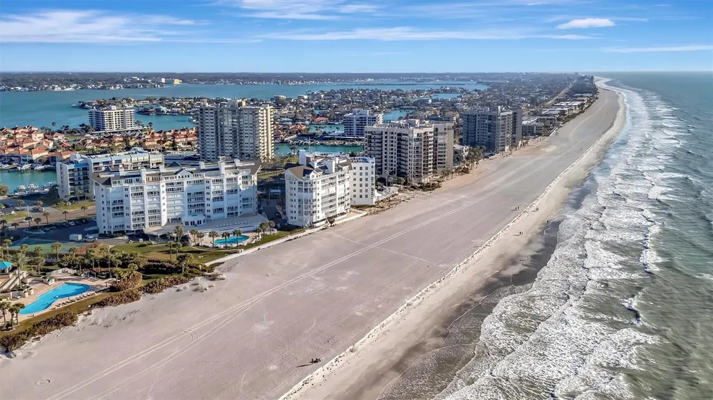 1582 Gulf Boulevard Clearwater Beach FL 33767