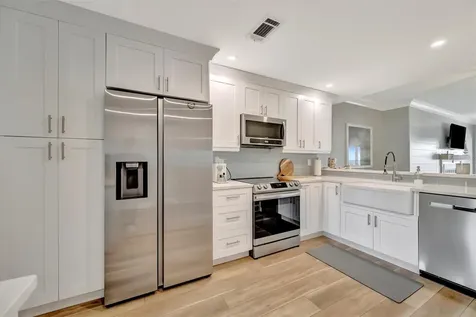 1582 Gulf Boulevard Clearwater Beach FL 33767