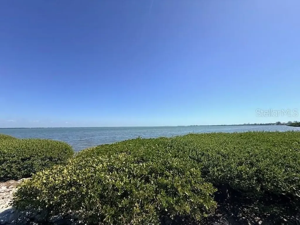 747 Saint Judes Drive S Longboat Key FL 34228