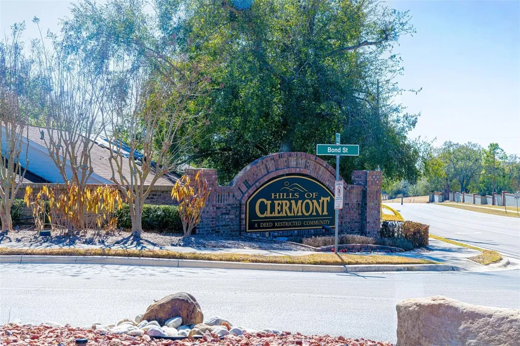 2716 Sunbury Street Clermont FL 34711