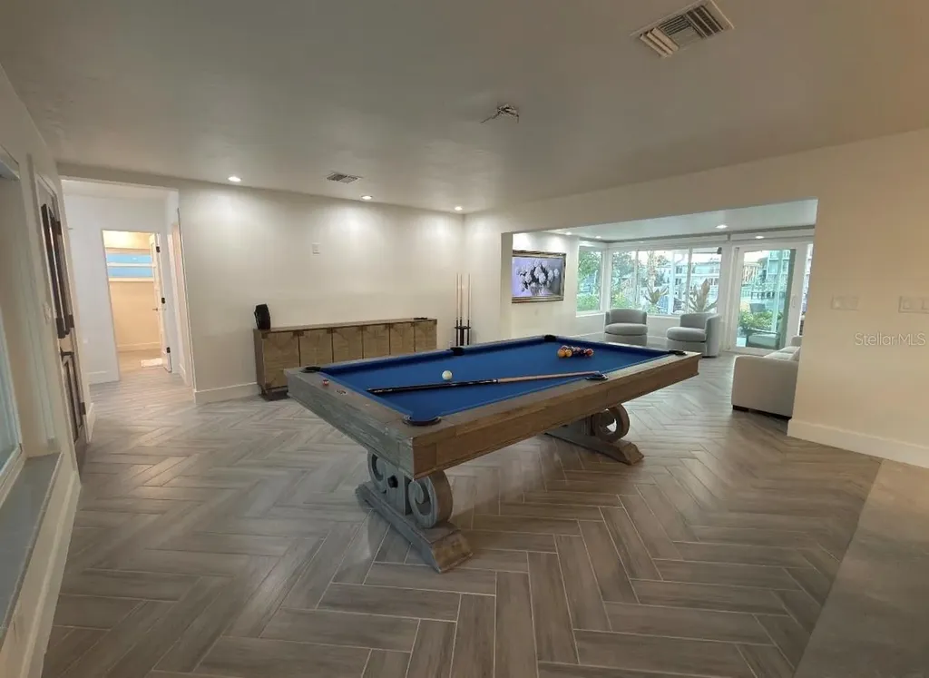 12350 4th Street E Treasure Island FL 33706
