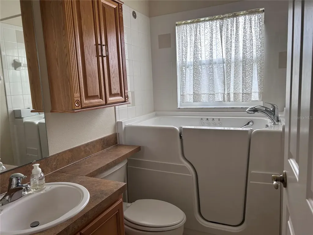 891 Beaver Run Tavares FL 32778