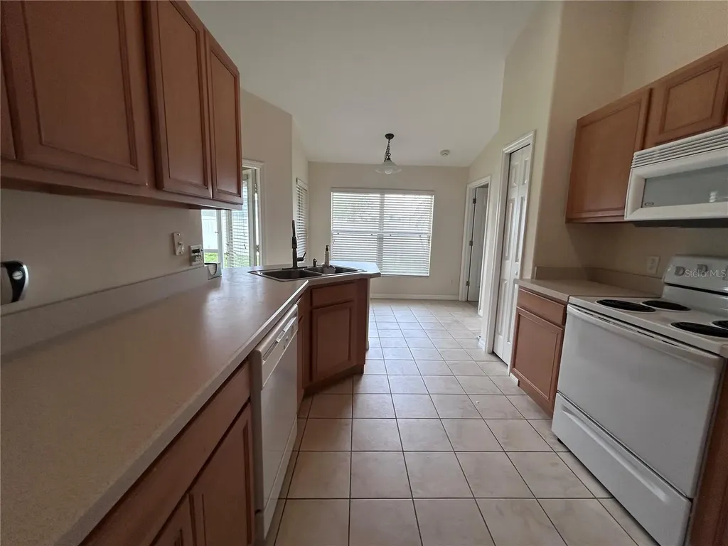 891 Beaver Run Tavares FL 32778