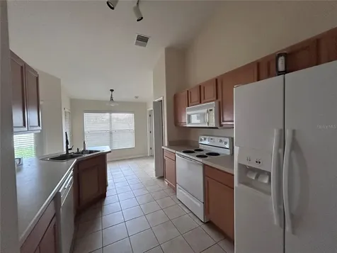 891 Beaver Run Tavares FL 32778