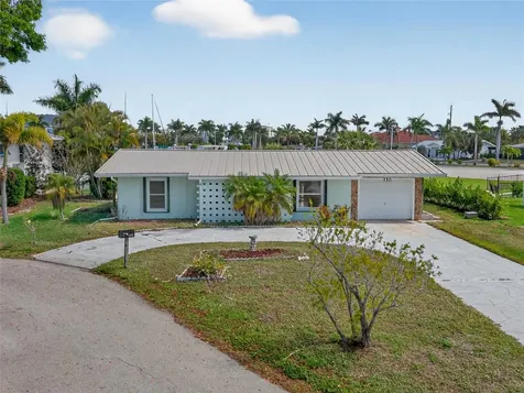 120 Donna Court Punta Gorda FL 33950