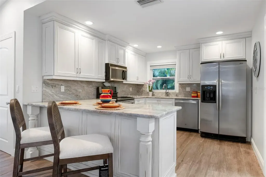 607 North Point Drive Holmes Beach FL 34217