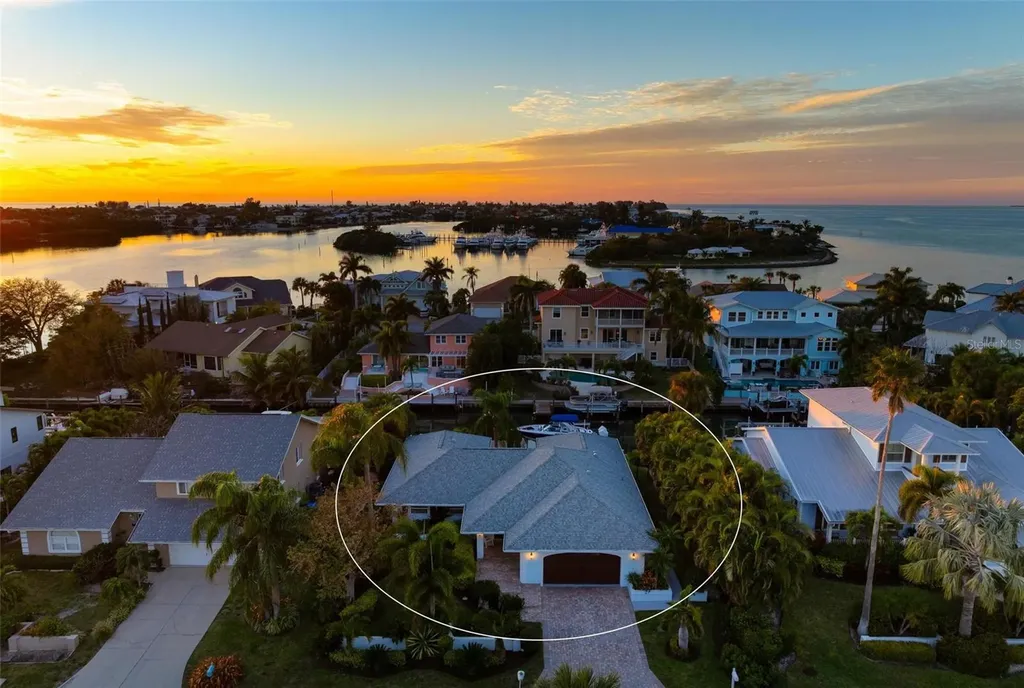 607 North Point Drive Holmes Beach FL 34217