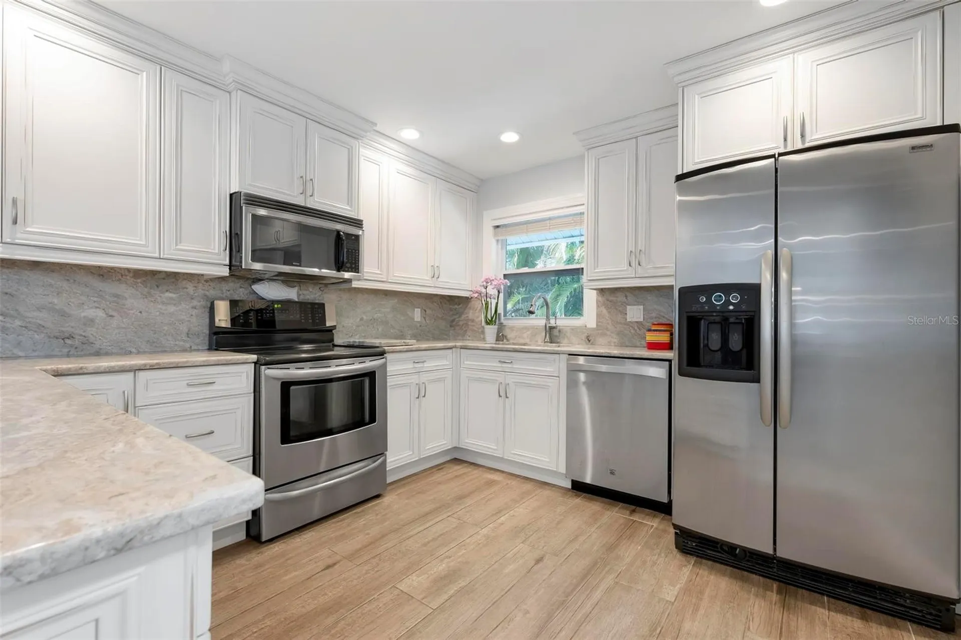 607 North Point Drive Holmes Beach FL 34217