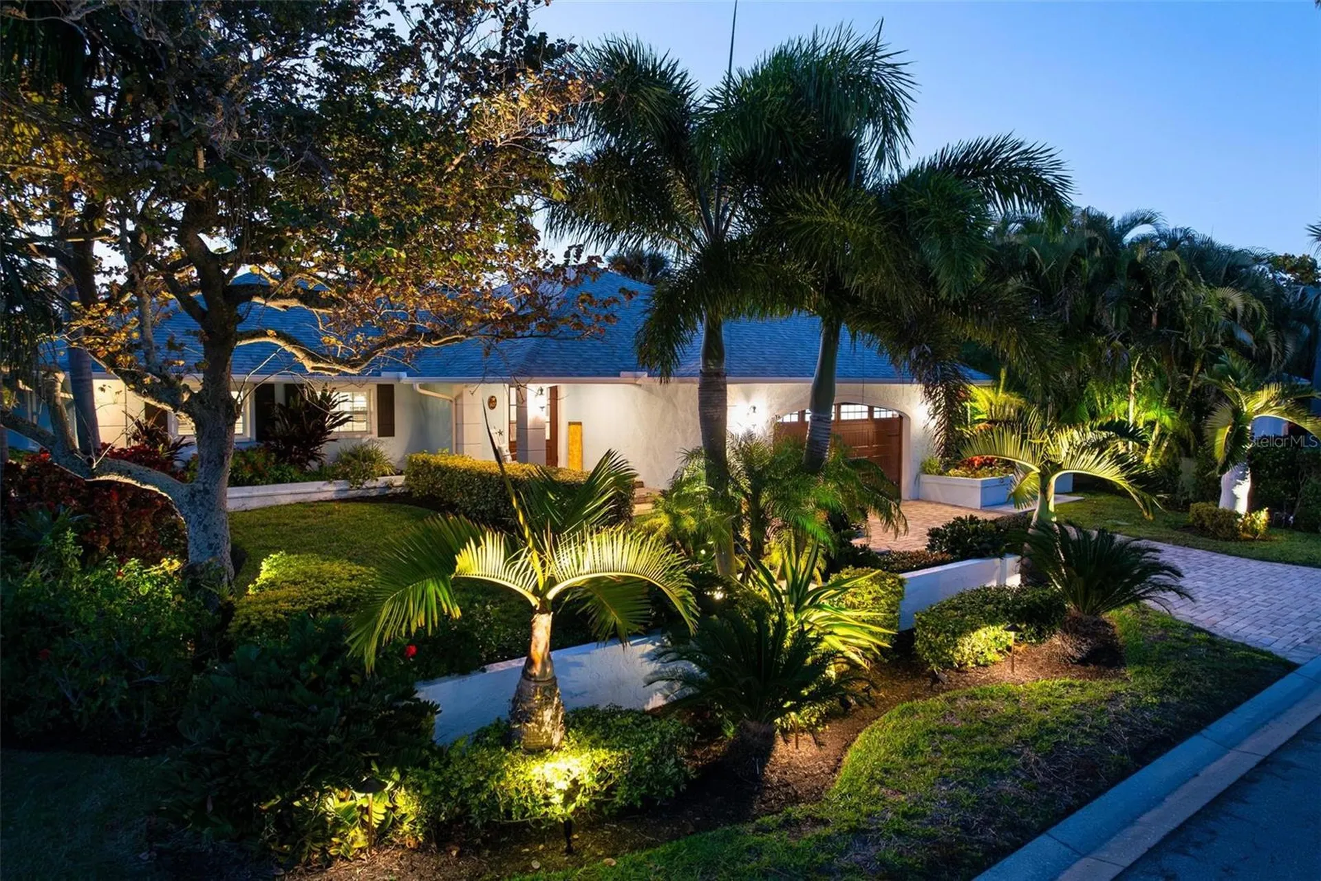 607 North Point Drive Holmes Beach FL 34217