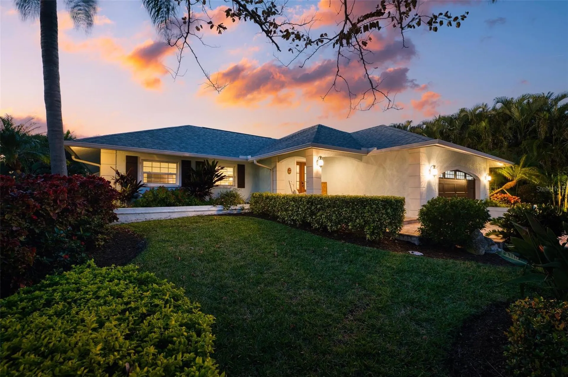 607 North Point Drive Holmes Beach FL 34217