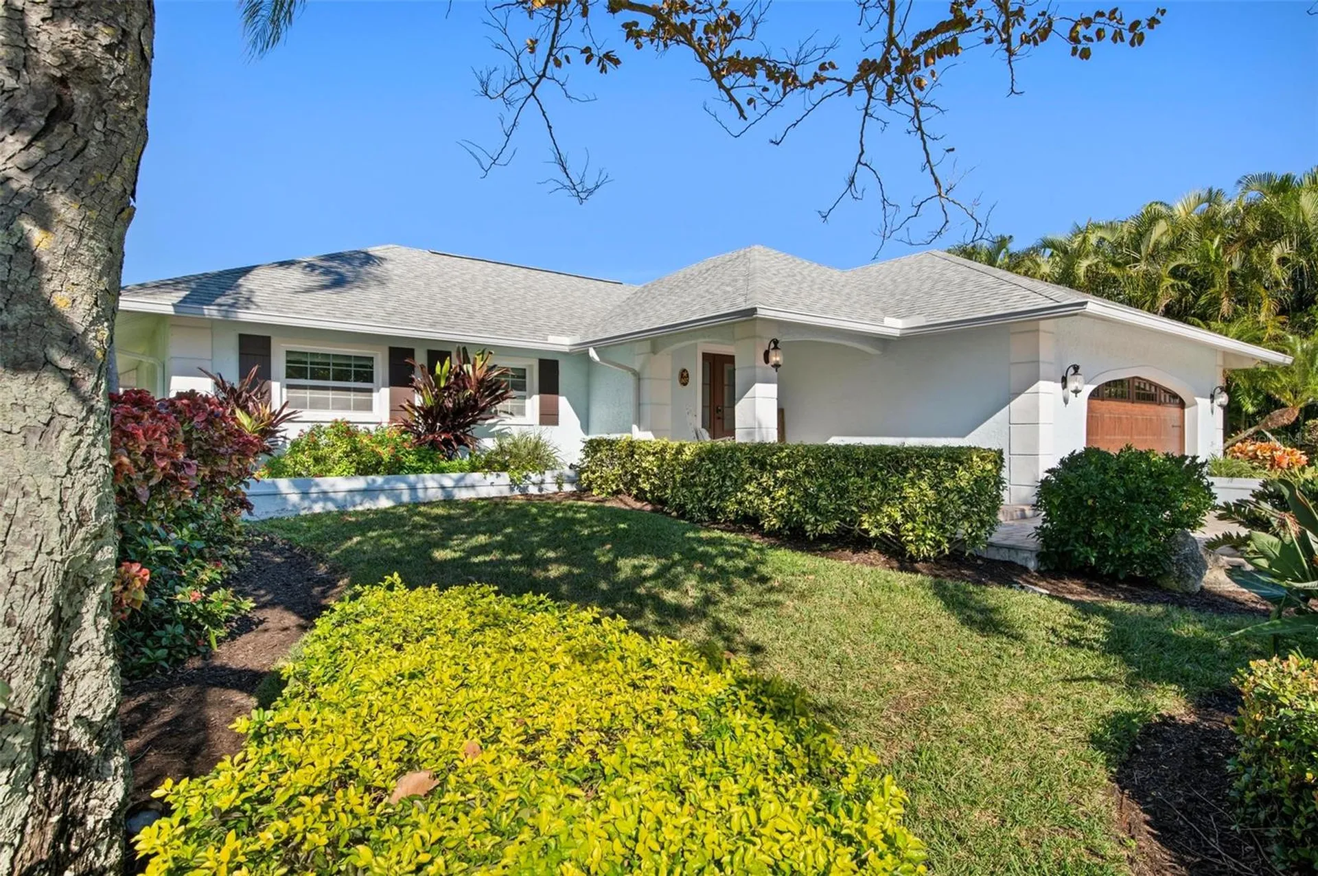607 North Point Drive Holmes Beach FL 34217