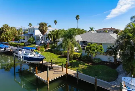 607 North Point Drive Holmes Beach FL 34217