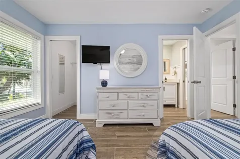 607 North Point Drive Holmes Beach FL 34217