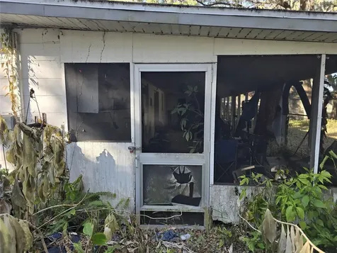 1124 S Wiggins Road Plant City FL 33566