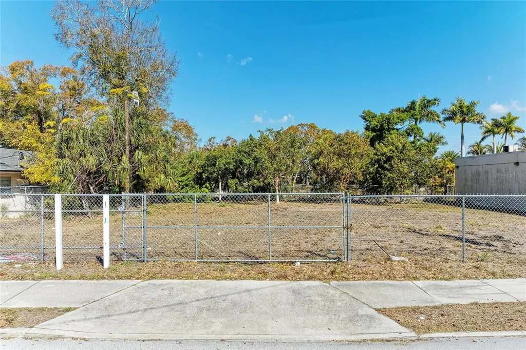 1923 5th Street Sarasota FL 34236