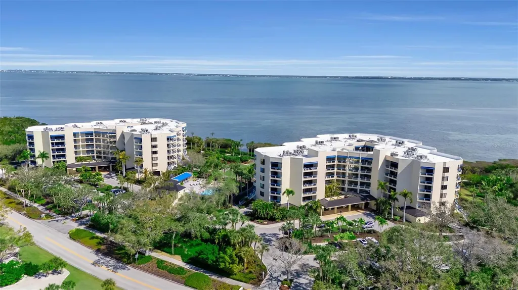 2110 Harbourside Drive Longboat Key FL 34228