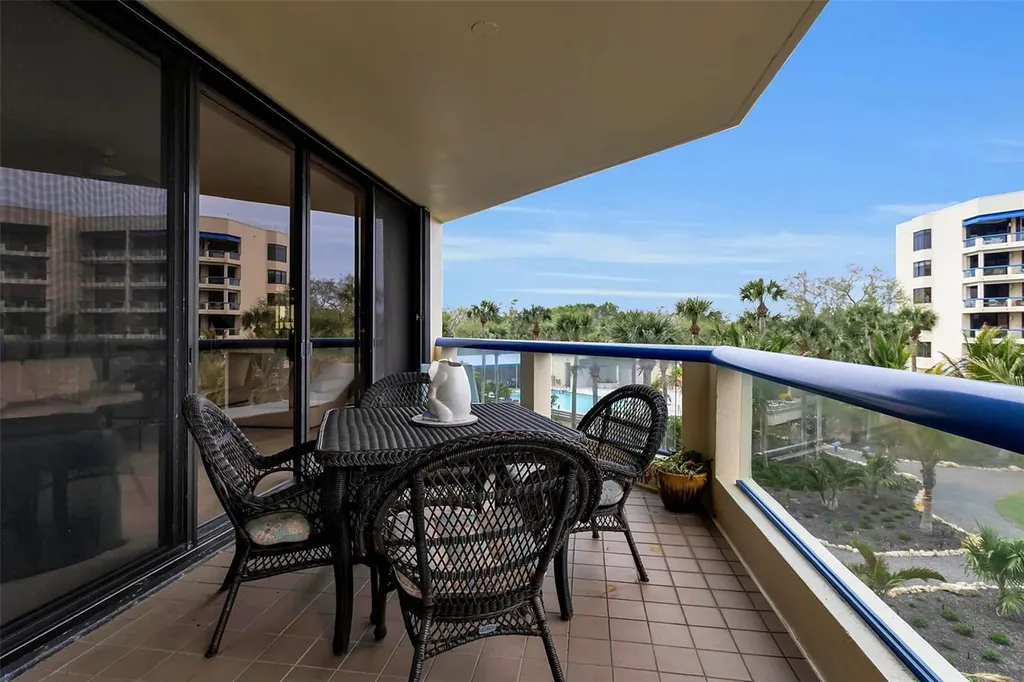 2110 Harbourside Drive Longboat Key FL 34228