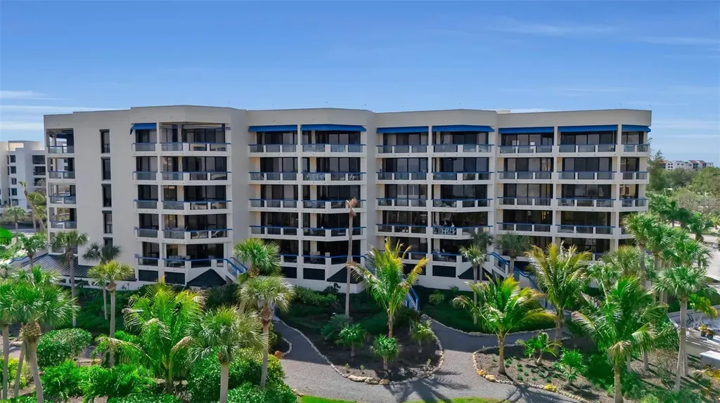 2110 Harbourside Drive Longboat Key FL 34228