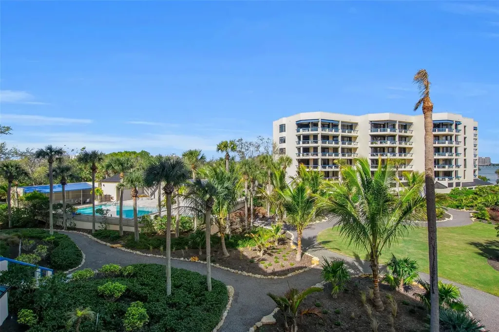 2110 Harbourside Drive Longboat Key FL 34228