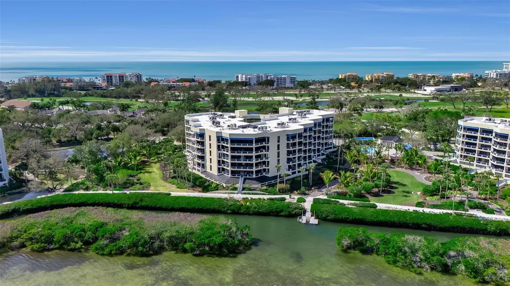 2110 Harbourside Drive Longboat Key FL 34228