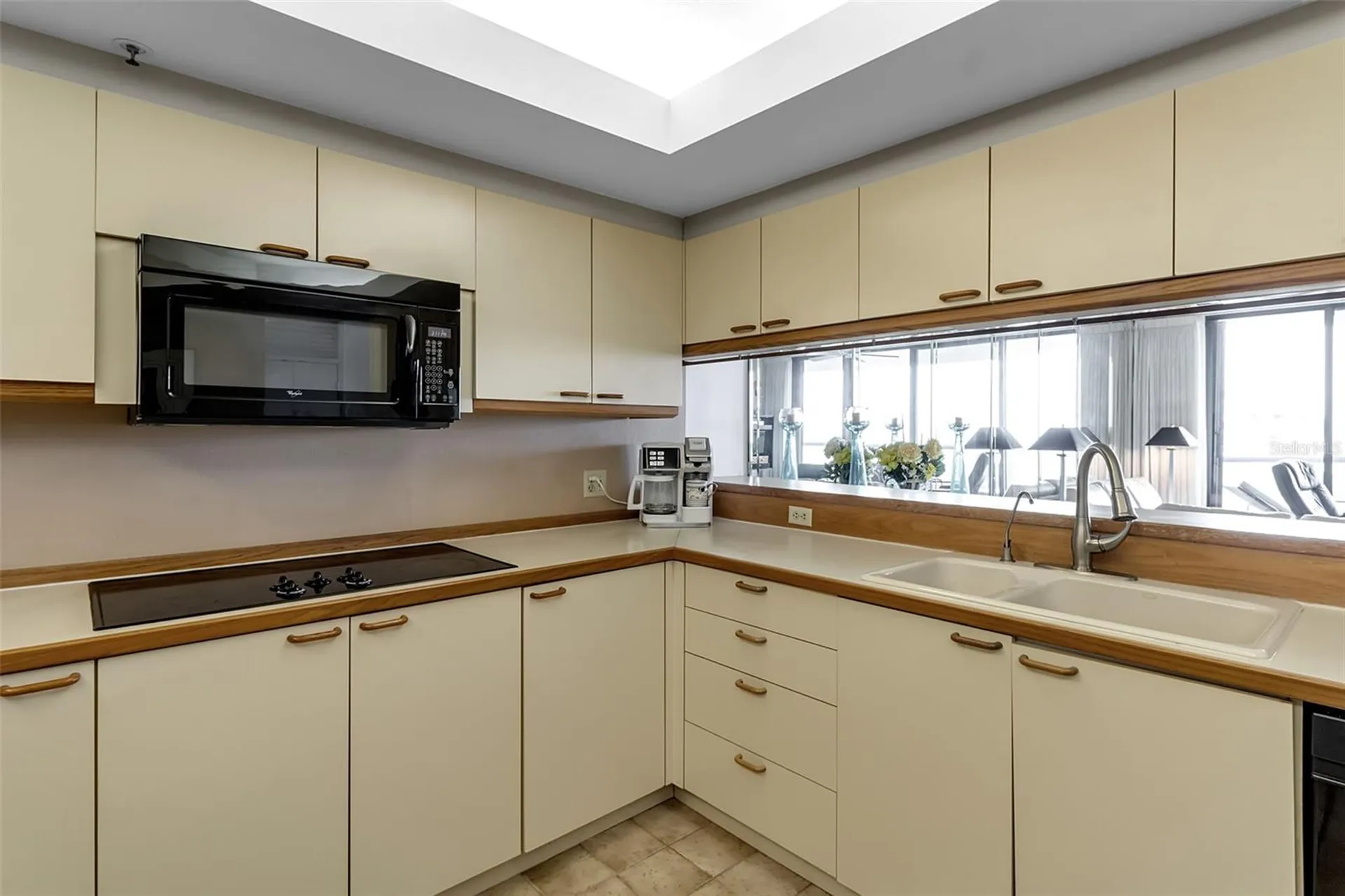 2110 Harbourside Drive Longboat Key FL 34228