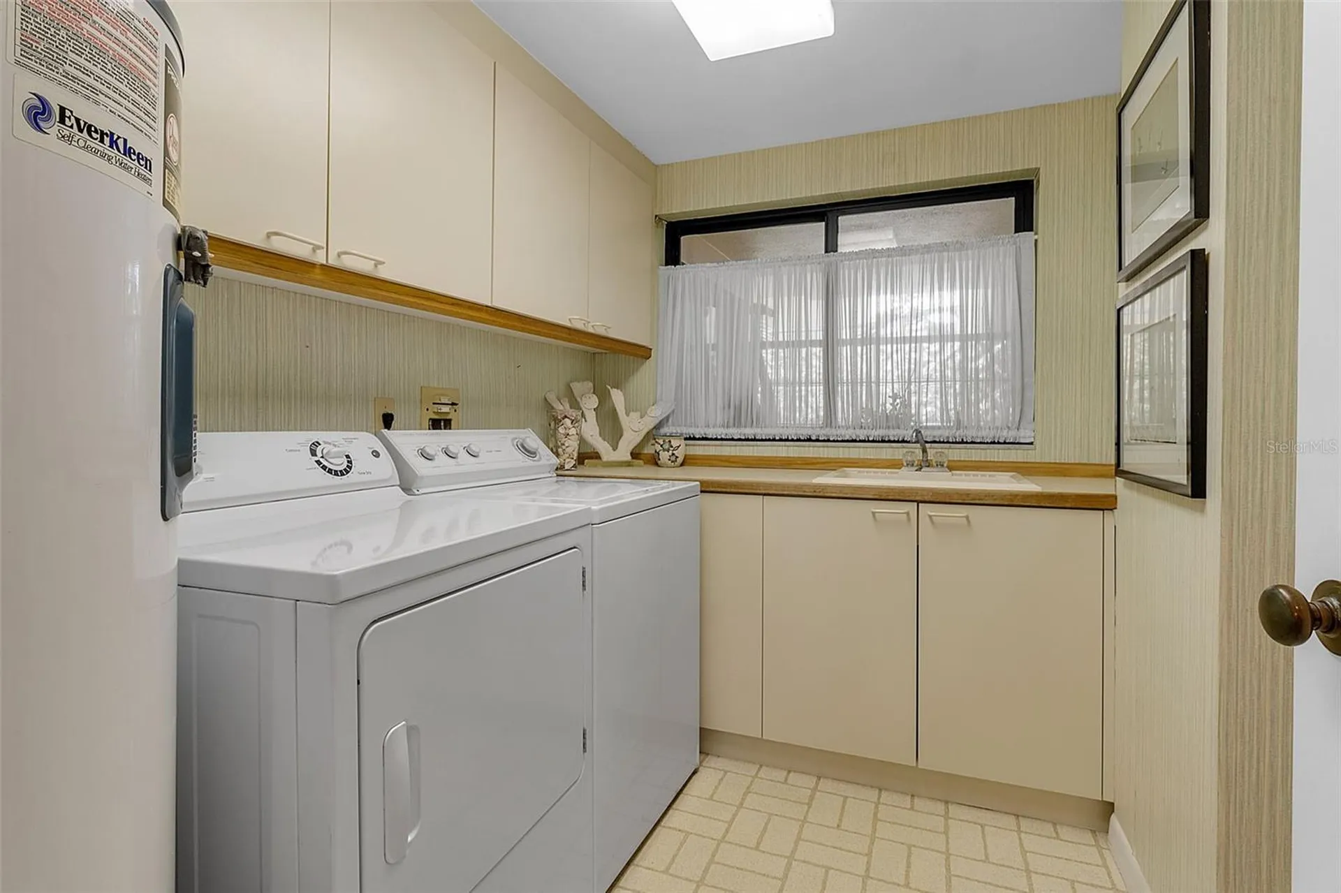 2110 Harbourside Drive Longboat Key FL 34228