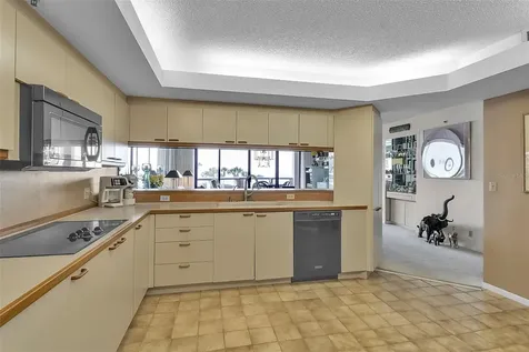 2110 Harbourside Drive Longboat Key FL 34228