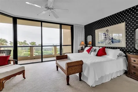 2110 Harbourside Drive Longboat Key FL 34228