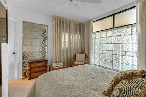 2110 Harbourside Drive Longboat Key FL 34228