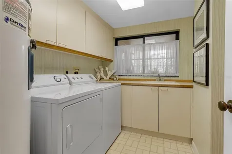 2110 Harbourside Drive Longboat Key FL 34228