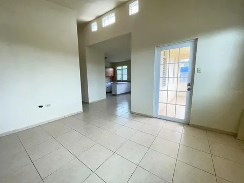 2ND Fl Sector La Roca Calle Orca Fajardo PR 00738