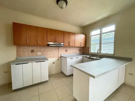 2ND Fl Sector La Roca Calle Orca Fajardo PR 00738